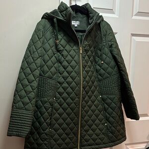 Avenue Woman Plus Size Quilted Olive Puffer Jacket size 18/20